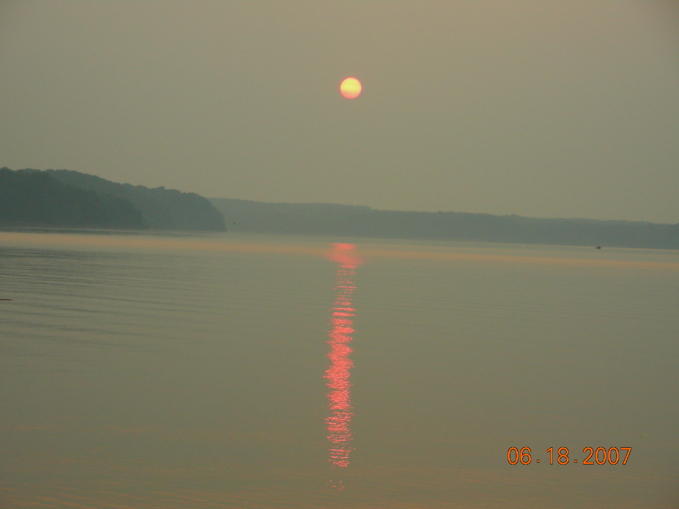 ./2007/Kerr Lake Eagles Nest/June18/DSCN1290.JPG
